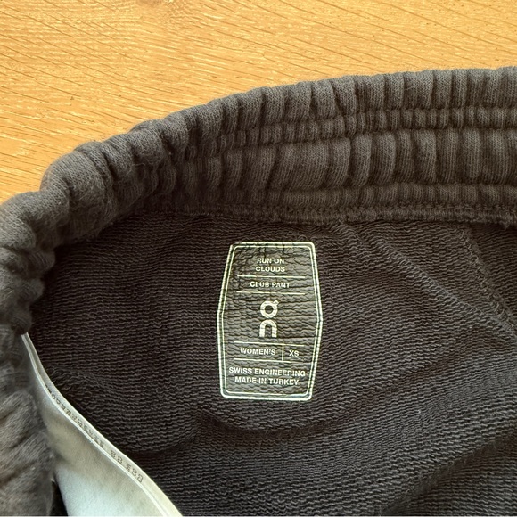 On Club Pants - Picture 5 of 5